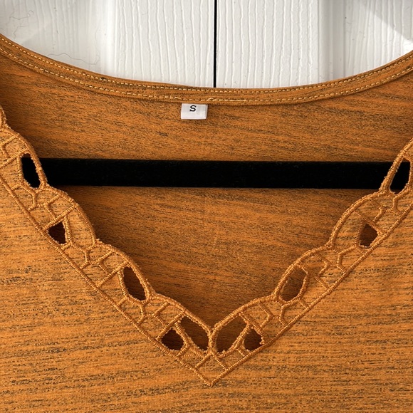 Mustard t-shirt - Picture 4 of 7